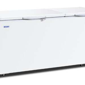 Energy-efficient storage chest fridge with 750L capacity, inventory baskets and solid doors