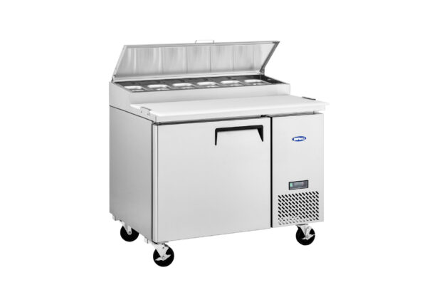 PPA06_-1A commercial pizza prep fridge with stainless steel GN pans