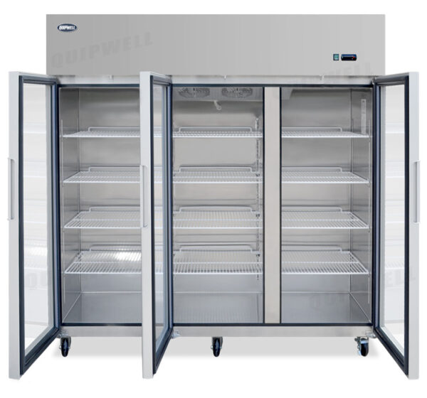 Energy-efficient upright display fridge with 1400L capacity, fan-forced cooling and adjustable shelves